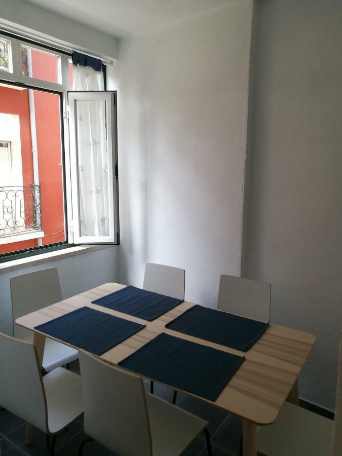 Santa Marta Apartment Lisbona Esterno foto